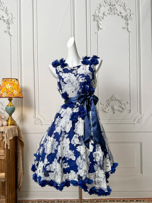 Eye‑Catching Navy Blue White Floral Print Sleeveless Round Neck 3D Flower Appliques A‑Line Short Homecoming Dress With Satin Sash Bow AS2379