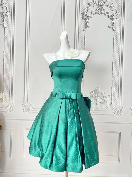 Stunning Emerald Jacquard Strapless Pleated A‑Line Short Homecoming Dress With Bows AS2401