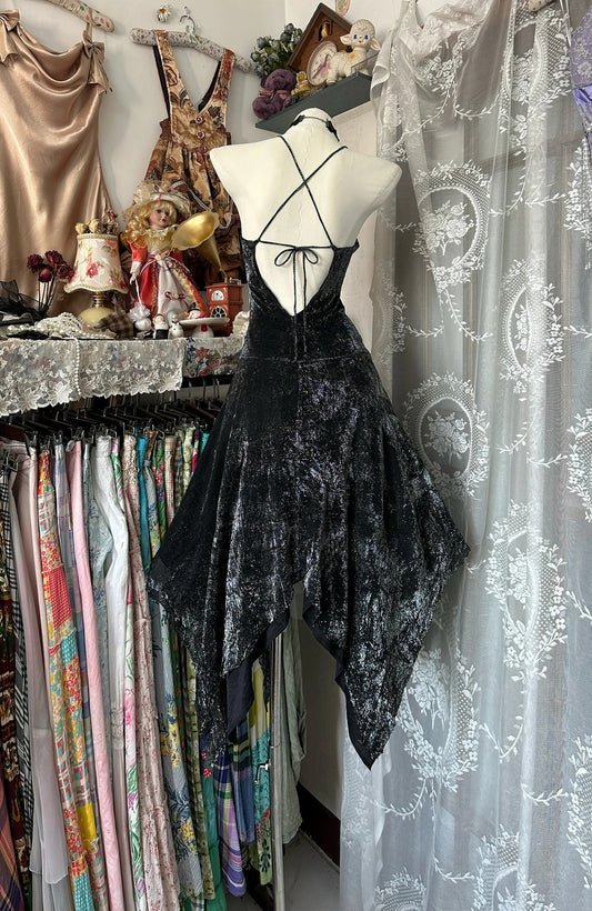 Enchanting Black Glitter Mesh Spaghetti Straps V‑Neck Irregular Handkerchief Hem A Line Midi Homecoming Dress AS2426