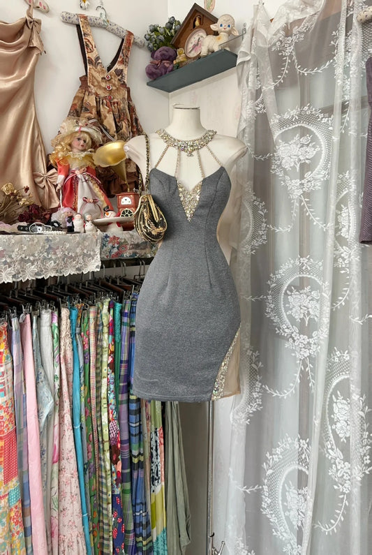 Chic Grey Halter Rhinestone Plunge V‑Neck Beaded Mesh Side Slit Bodycon Short Homecoming Dress AS2431