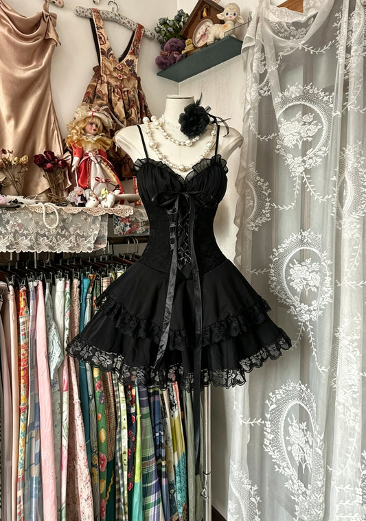 Edgy Black Lace Spaghetti Straps Ruffled Sweetheart Corset Lace‑Up Tiered Ruffle A Line Short Homecoming Dress AS2448