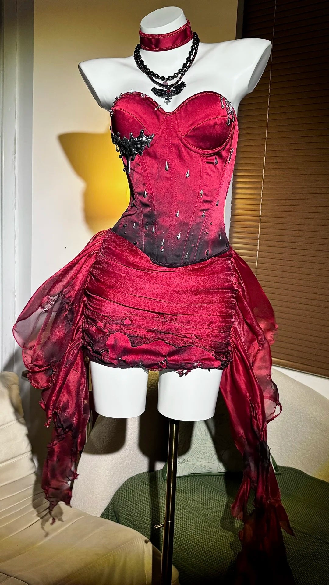 Dramatic Red Ombre Sweetheart Corset Metal Accents Rhinestones  Bodycon Short Homecoming Dress AS2574