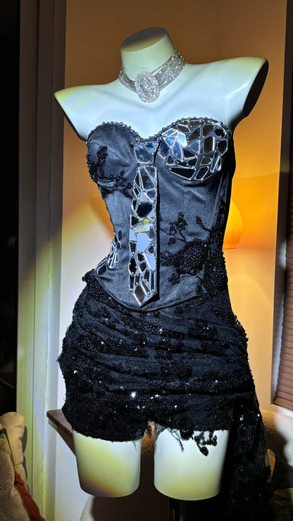 Edgy Black Sweetheart Corset Dress With Mirror Fragment Lace Appliques Beaded Ruched Asymmetrical Bodycon Short Homecoming Dress AS2575
