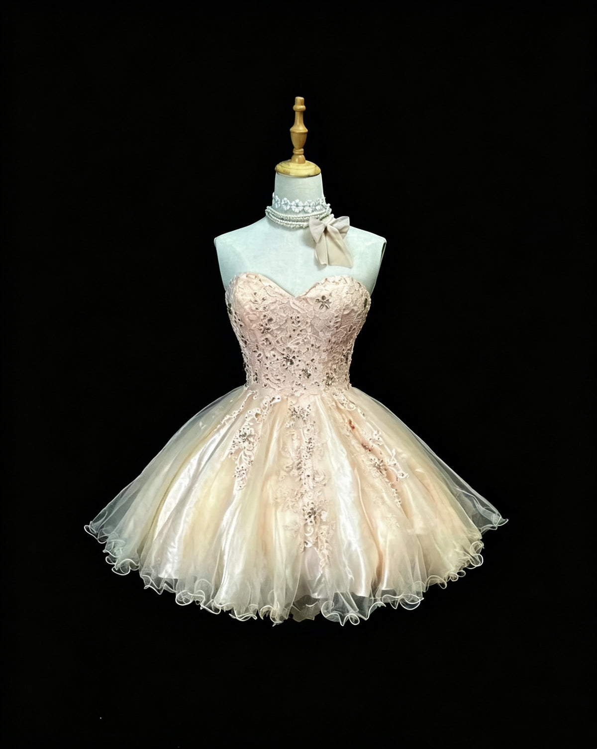 Elegant Blush Pink Sweetheart Beaded Lace Appliques Tulle A-Line Short Homecoming Dress AS2588
