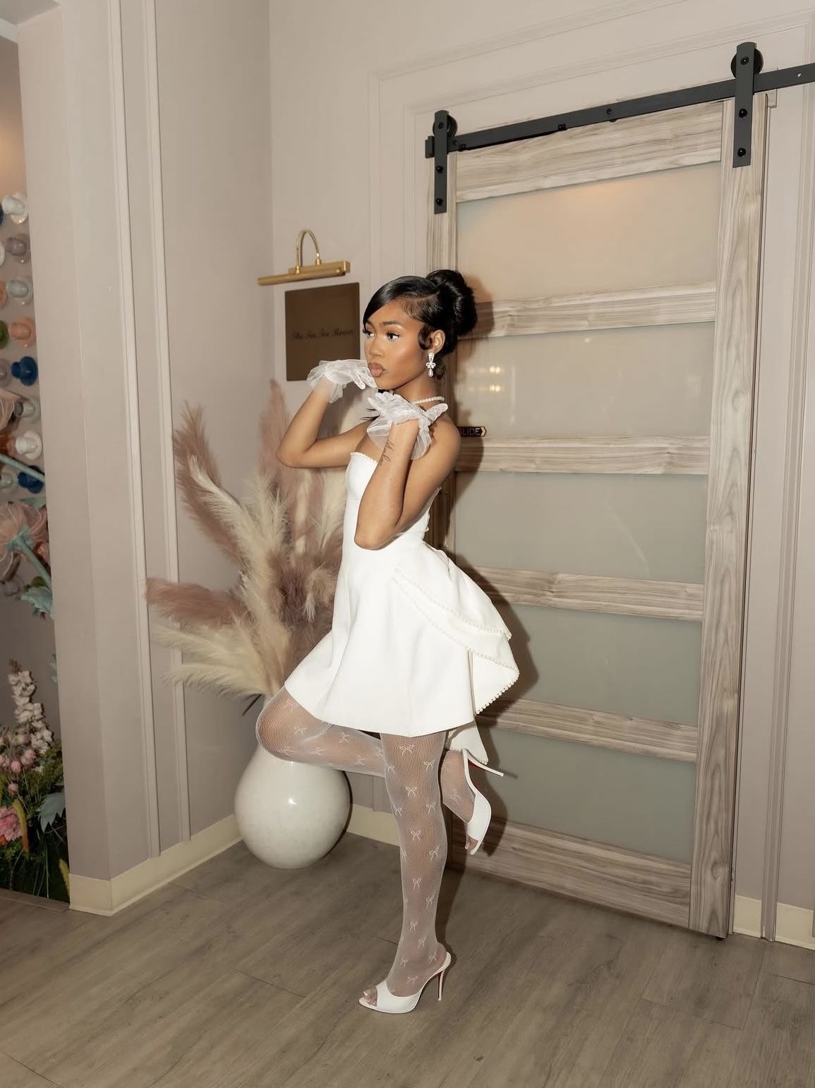 Elegant White Strapless Ruffled Hem Pearl Trim A Line Short Homecoming Dress AS2626