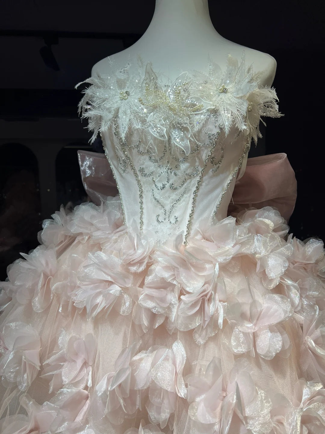 Romantic Pink Strapless Floral Rhinestone Corset 3D Petal Tulle A Line Short Homecoming Dress With Giant Back Bow AS2653