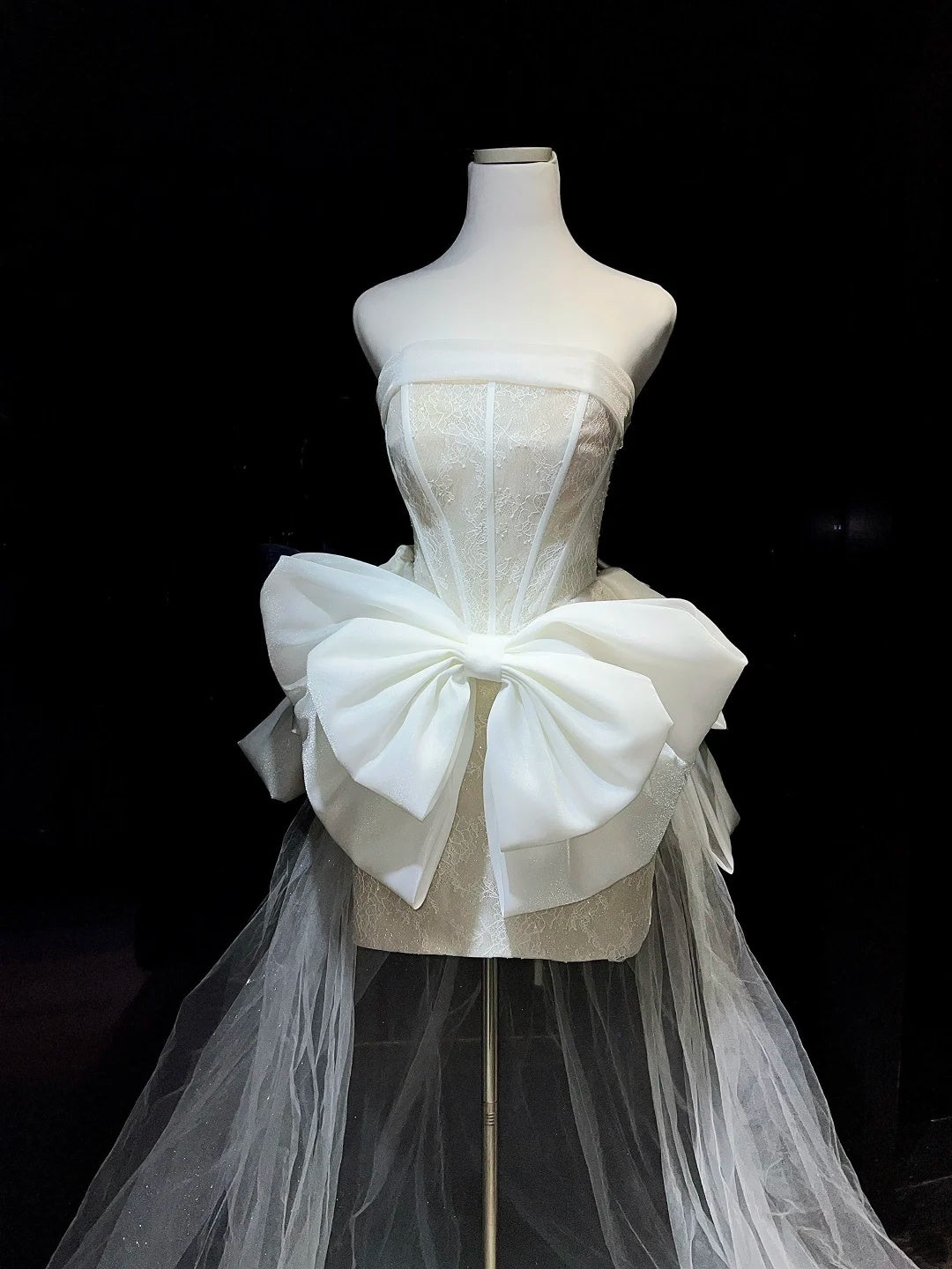 Elegant White Strapless Lace Corset Bodycon Mini Homecoming Dress With Giant Bow & Detachable Tulle Train AS2654