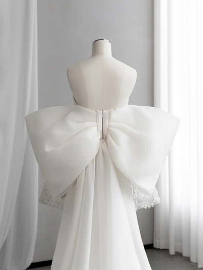Luxe White Strapless Beaded Lace A Line Short Homecoming Dress With Giant Back Bow And Detachable Tulle Train AS2677