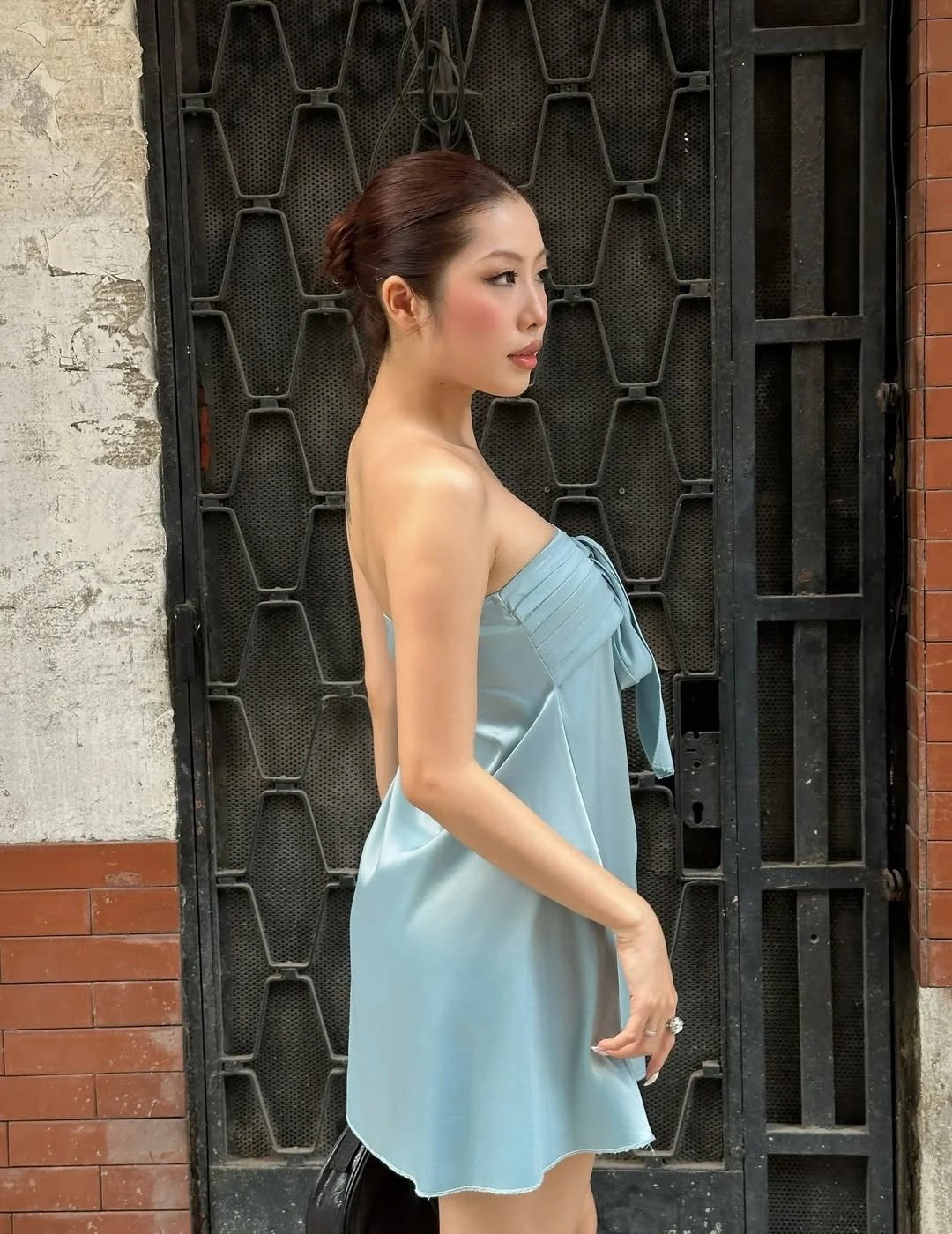Chic Blue Strapless Pleated Bust Front Bow Satin Flowy A-Line Short Homecoming Dress AS2691