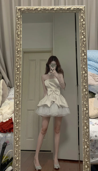 Elegant Ivory Strapless Pearl Accent Bow Satin Layered Tulle A Line Short Homecoming Dress AS2697
