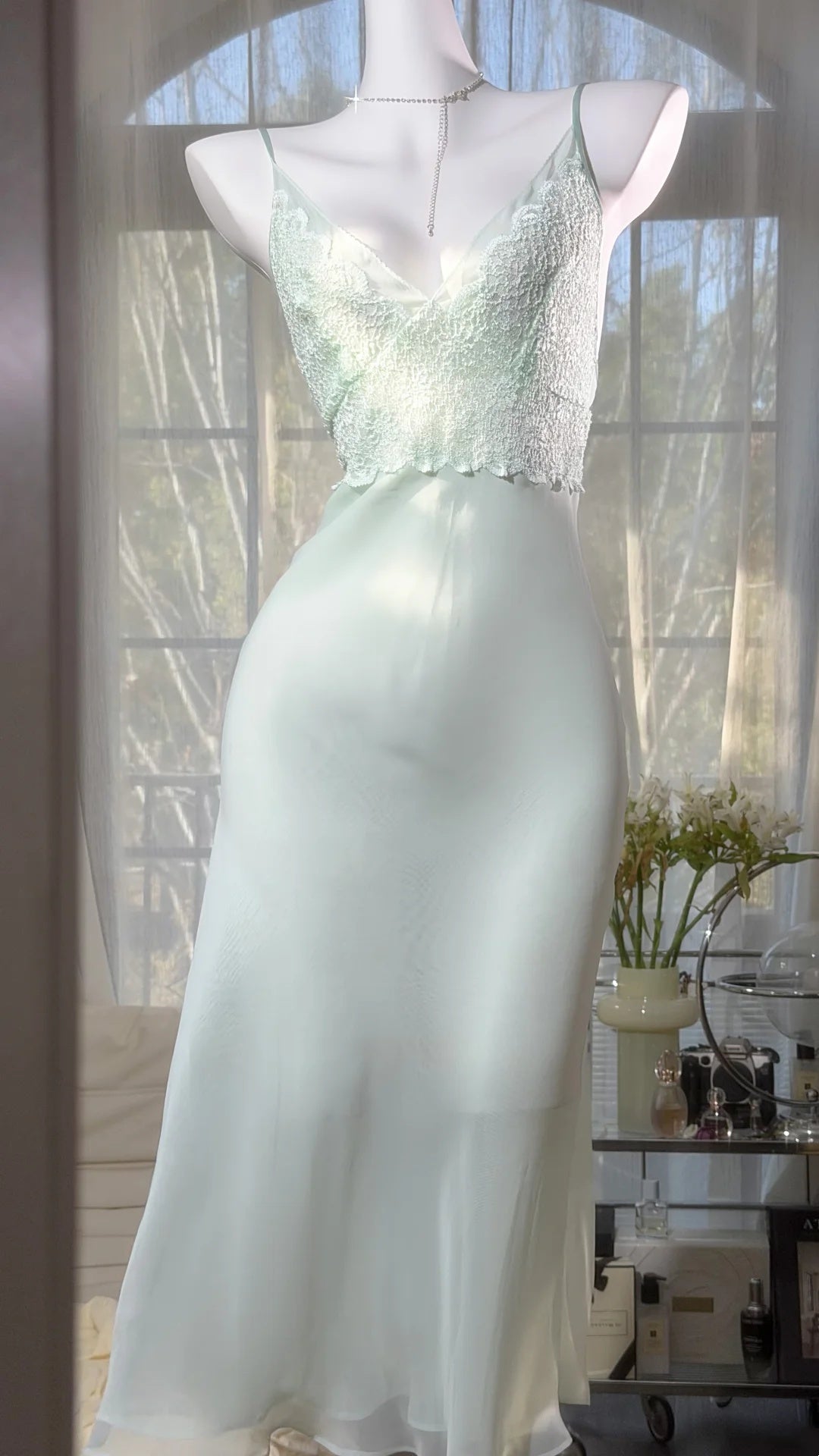 Elegant Pale Green Spaghetti Straps V Neck Lace Chiffon Bodycon Midi Homecoming Dress AS2712