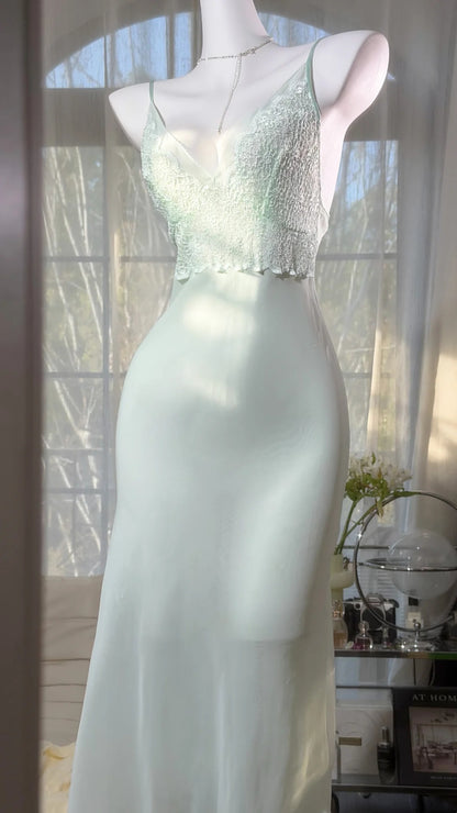 Elegant Pale Green Spaghetti Straps V Neck Lace Chiffon Bodycon Midi Homecoming Dress AS2712