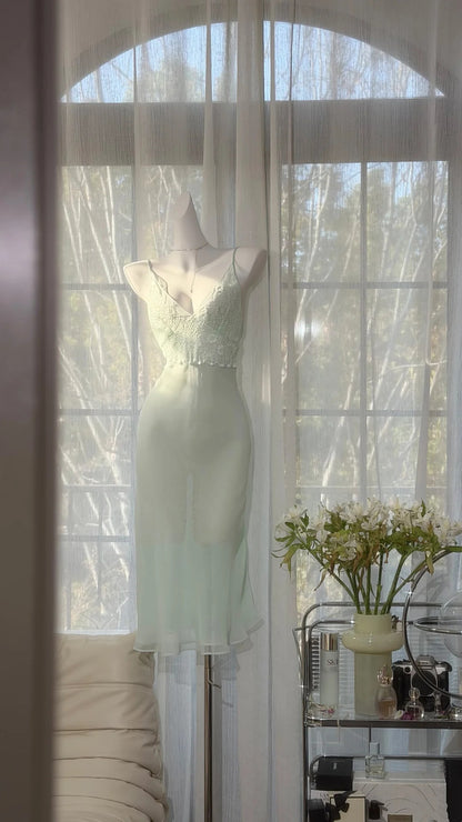 Elegant Pale Green Spaghetti Straps V Neck Lace Chiffon Bodycon Midi Homecoming Dress AS2712