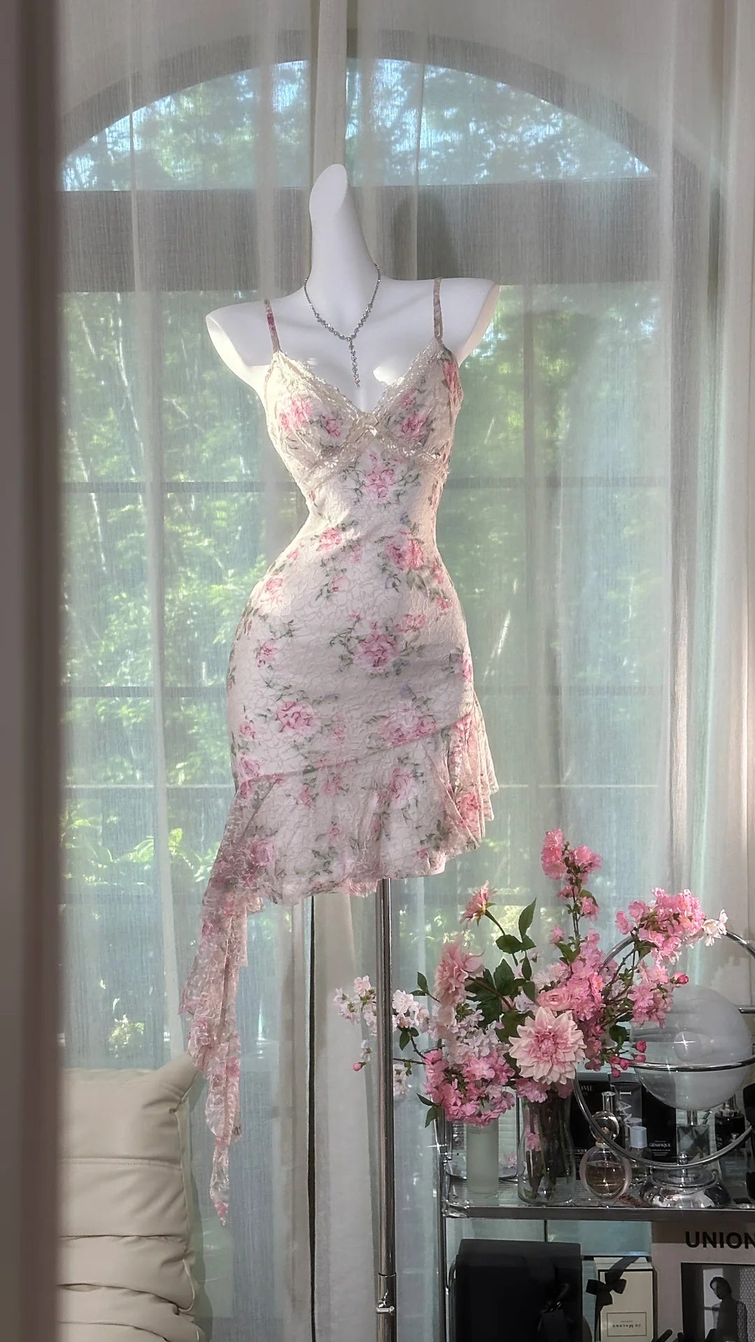 Romantic Ivory Base Pink Floral Print Lace Spaghetti Straps V Neck Asymmetrical Ruffle Bodycon Short Homecoming Dress AS2715