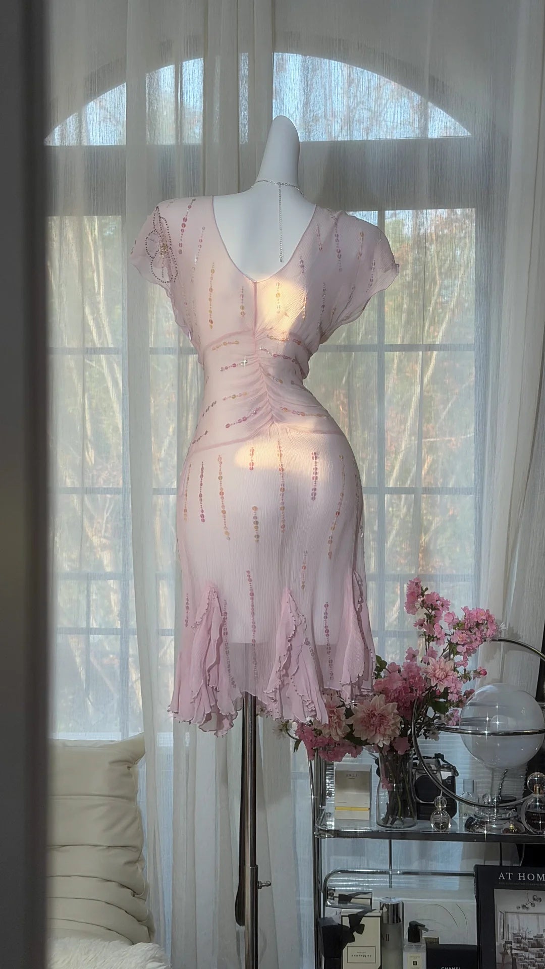 Delicate Light Pink V Neck Cap Sleeve Beaded Sequin Bodycon Short Homecoming Dress AS2717