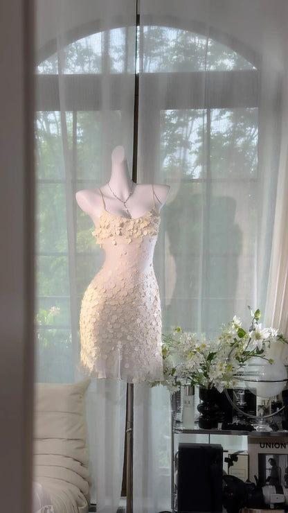 Elegant Ivory Spaghetti Strap 3D Circular Sequin Bodycon Short Homecoming Dress AS2720