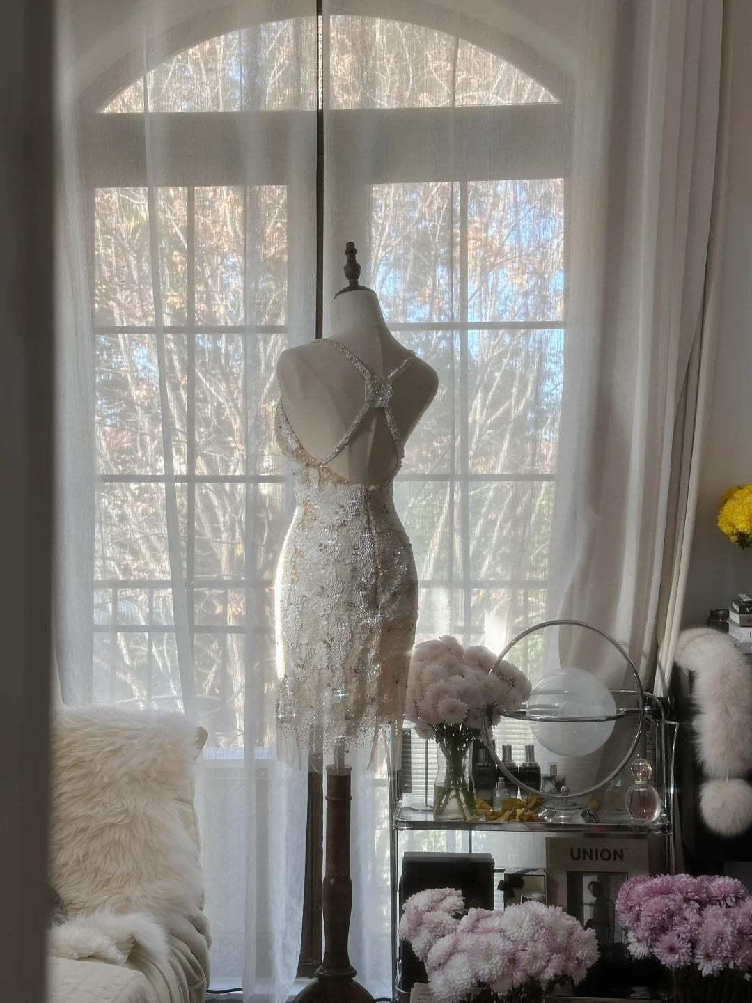 Shimmering Ivory Birthday Dress Beaded Spaghetti Straps V Neck Bodycon Short Homecoming Dress AS2752