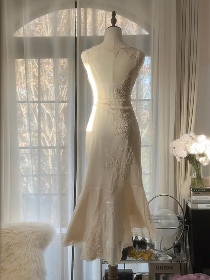 Delicate Ivory Floral Lace V Neck Sleeveless Birthday Dress Midi Mermaid Homecoming Dress AS2756