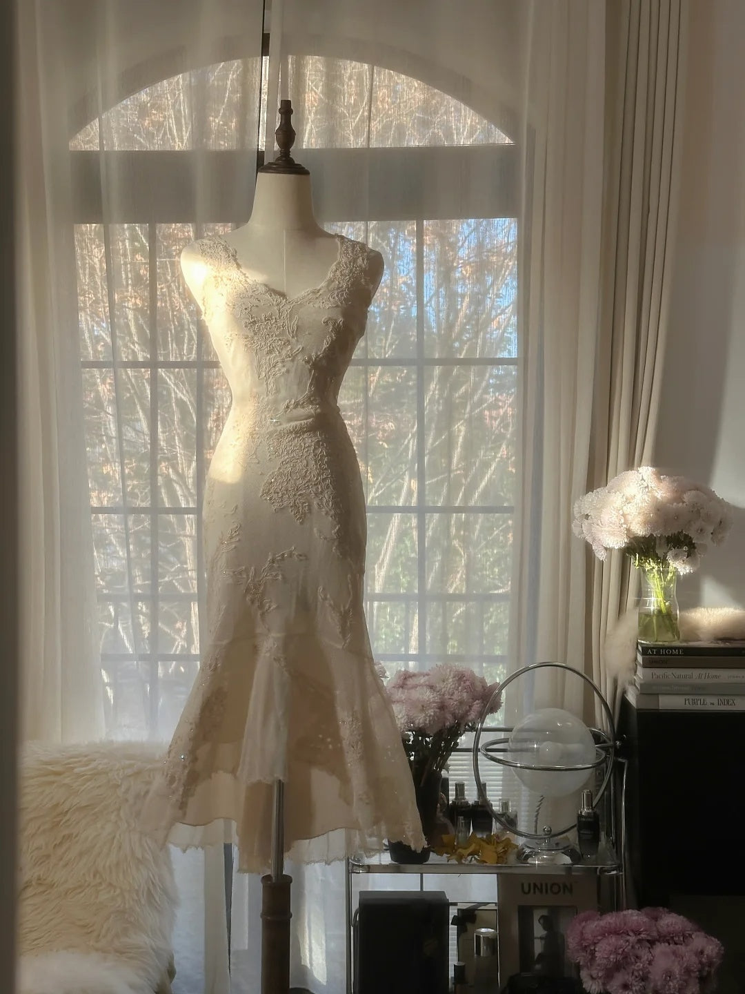 Delicate Ivory Floral Lace V Neck Sleeveless Birthday Dress Midi Mermaid Homecoming Dress AS2756