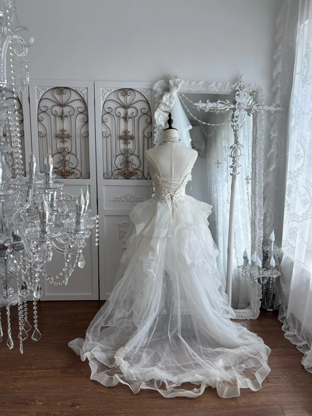 Elegant Ivory Sweetheart Lace Pearl Beaded Tulle A Line Short Wedding Homecoming Dress With Train AS2795