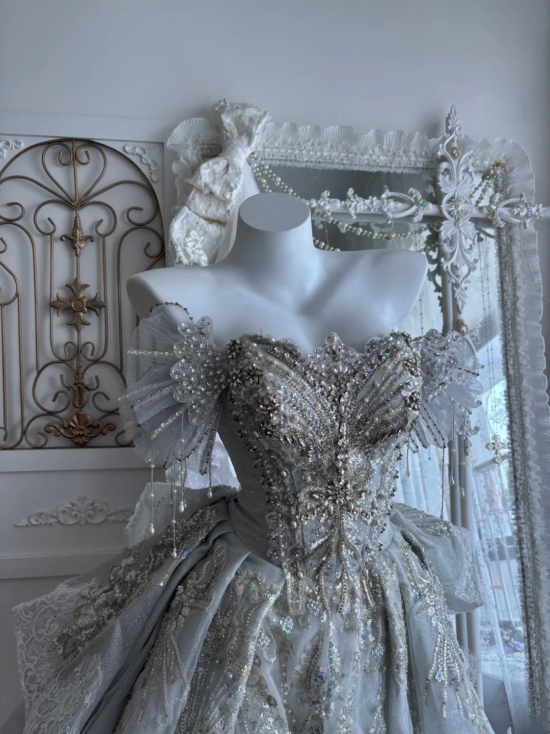 Dreamy Silver Off The Shoulder Heavy Rhinestone Beaded A Line Short Homecoming Dress Wedding Dress AS2801