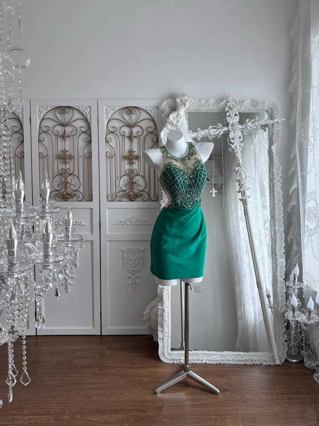 Bold Emerald High Round Mesh Neck Beading Satin Bodycon Short Homecoming Dress AS2806