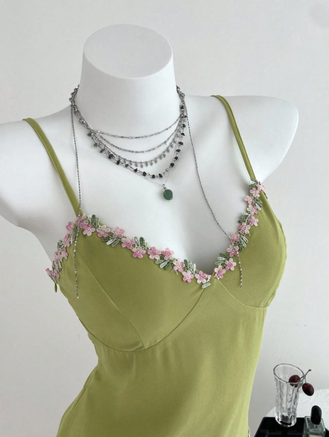 Fresh Sage Green Spaghetti Strap V-Neck Floral Applique A Line Short Homecoming Dress AS2834
