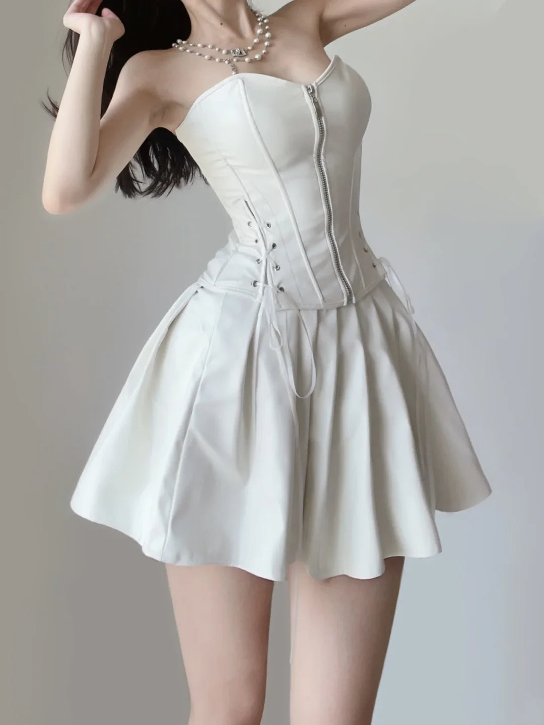 Chic White Strapless Sweetheart Corset Front Zipper Lace-Up Pleated A Line Short Homecoming Dress AS2837