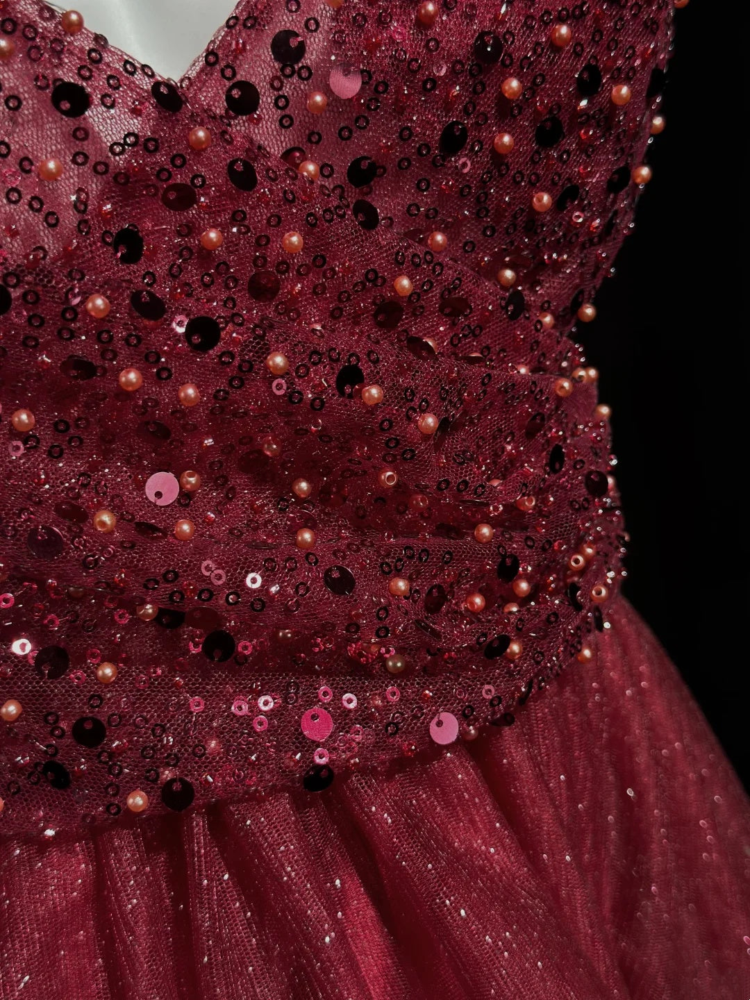 Striking Red V-Neck Sleeveless Beaded Bodice Sparkly Glitter Tulle A Line Short Homecoming Dress AS2582