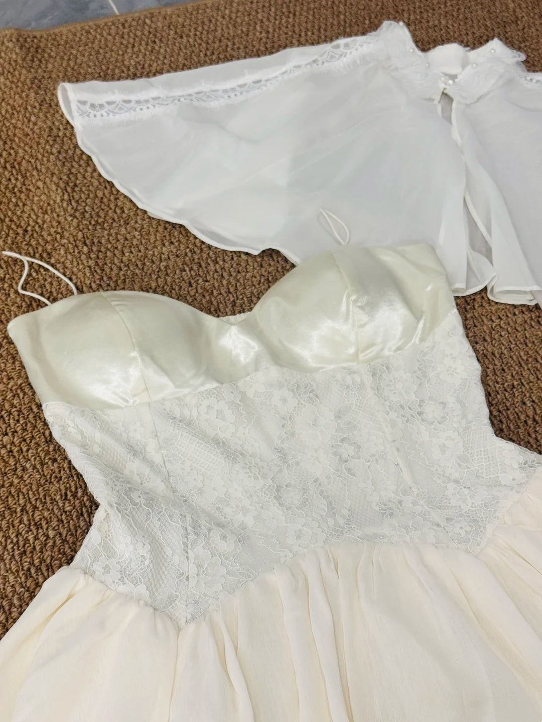 Romantic Ivory Spaghetti Straps Satin Lace Corset A Line Short Homecoming Dress With Detachable Cape AS2884