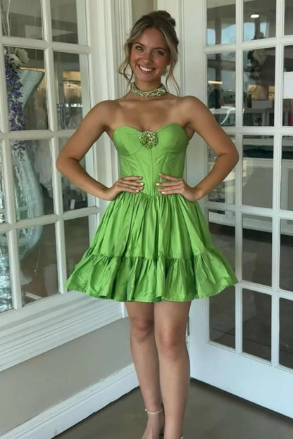 Green A-Line Strapless Corset Homecoming Dress With Beaded Brooch AS293