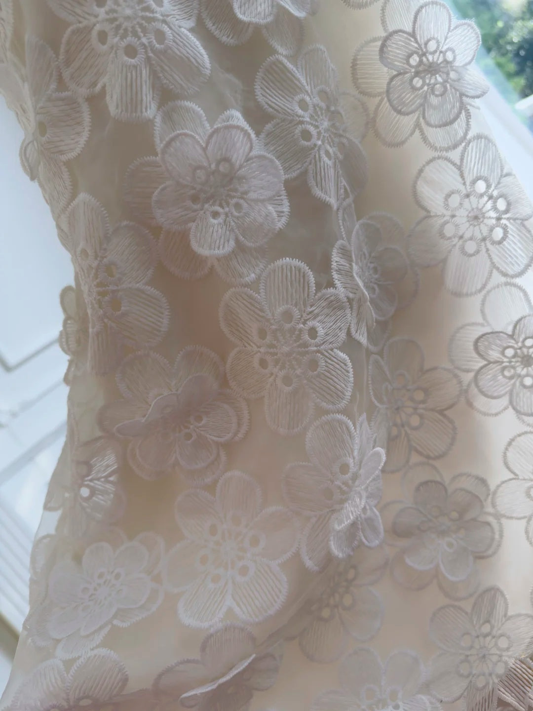 Airy White High Neck Sleeveless A-line Short Homecoming Dress With 3D Floral Lace Appliques AS2935