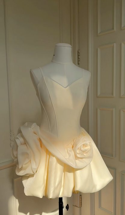 Elegant Cream Spaghetti Straps V Neck Corset A Line Short Homecoming Dress With 3D Rose Bubble Skirt AS2939