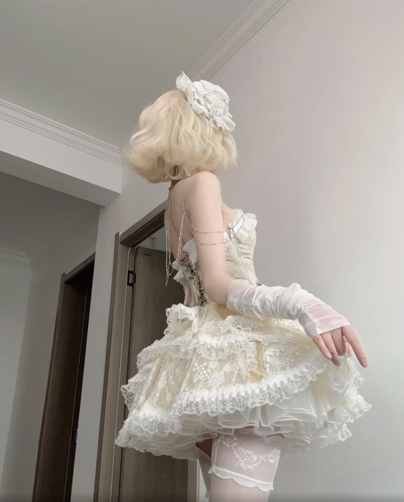 Glam Pale Sage And Ivory Strapless Lace Ruffle Bow Corset Tiered A Line Short Homecoming Dress AS2954