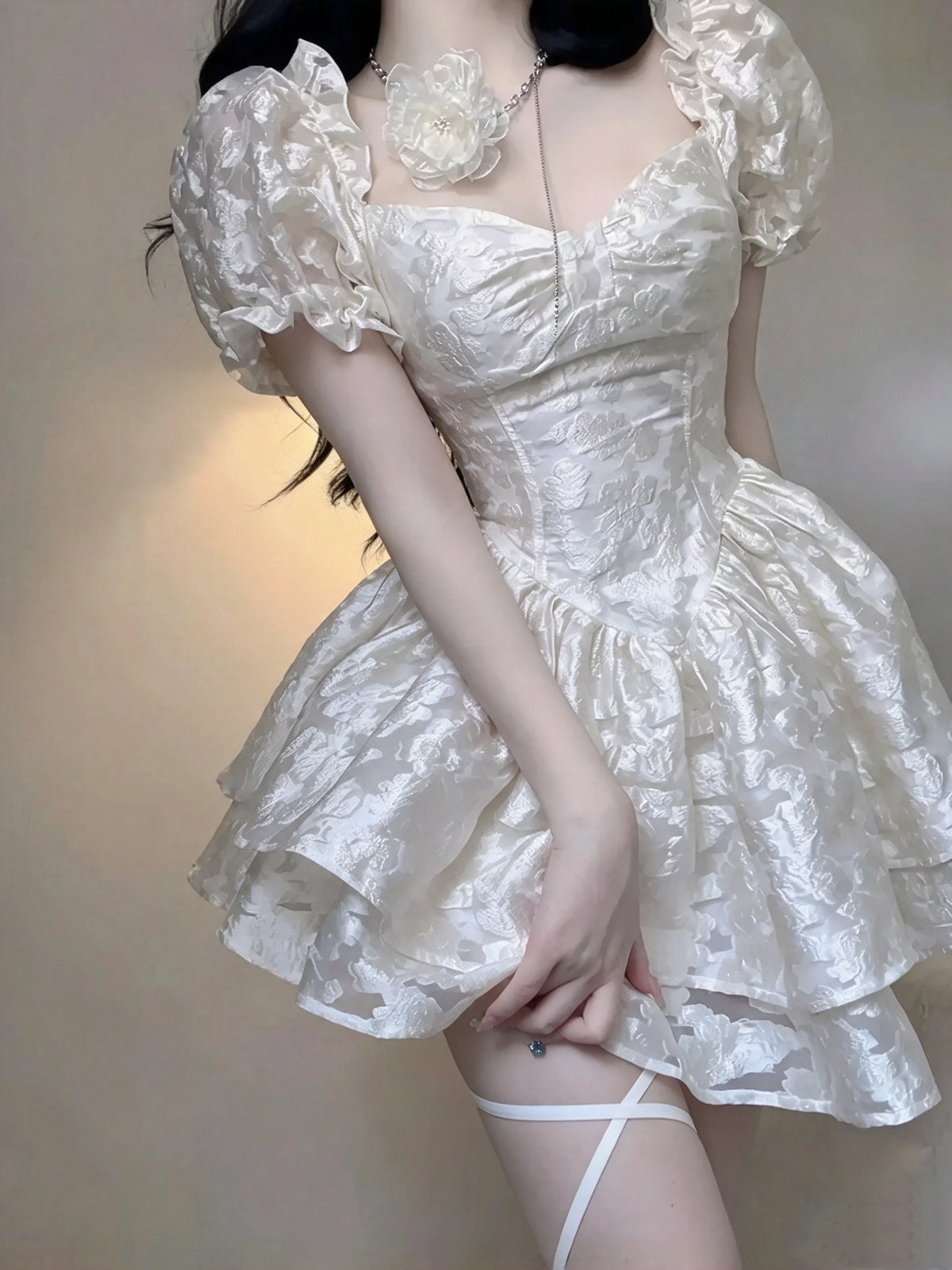 Gorgeous White Jacquard Short Puff Sleeve Sweetheart Corset A Line Short Homecoming Dress AS2984