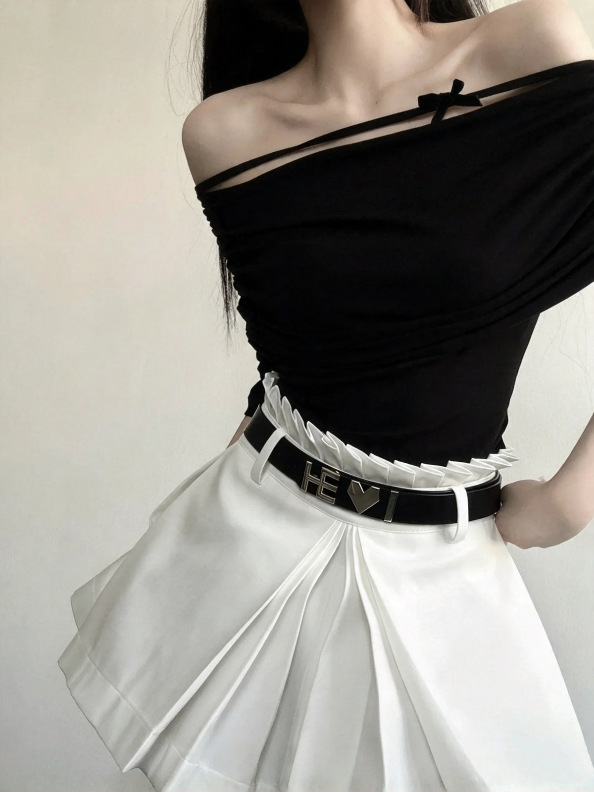 Stylish Black Off Shoulder Ruched Top With White Pleated Mini Skirt Set A Line Homecoming Dress AS2985