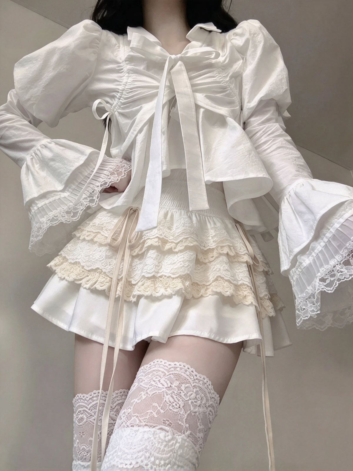 Elegant White Puff Flare Sleeve Bow Blouse With Tiered Lace Ruffle Mini Skirt Set A Line Homecoming Dress AS2988