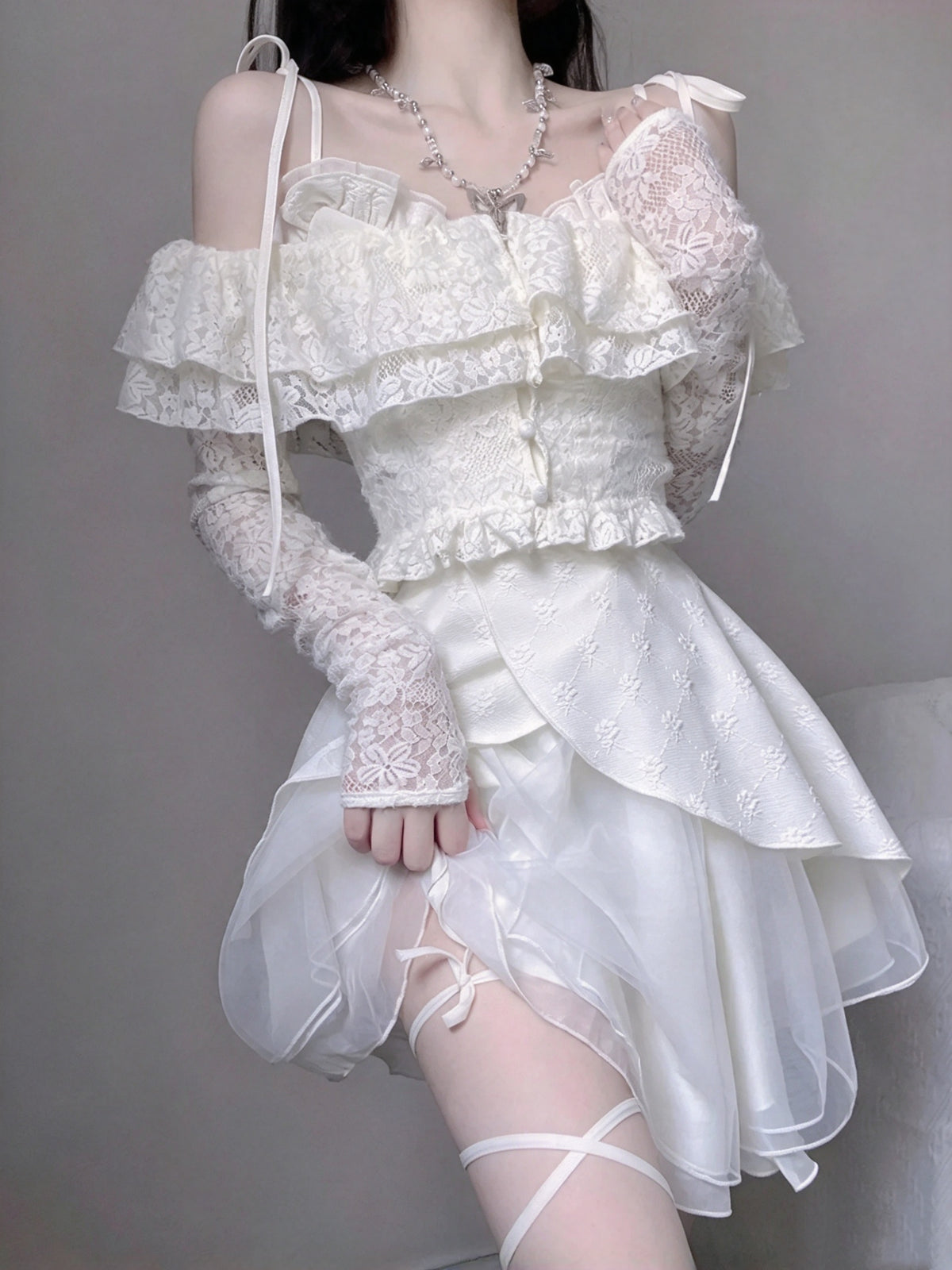 Romantic White Lace Off Shoulder Long Sleelves Spaghetti Strap Ruffle A Line Short Homecoming Dress AS3015