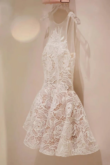 Elegant White Sleeveless Illusion Round Neck Floral Lace A-Line Short Homecoming Dress AS3111