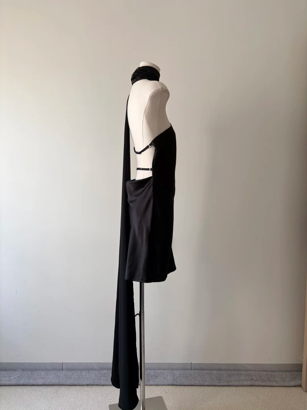 Sleek Black Halter Neck Satin A Line Short Homecoming Dress AS3115