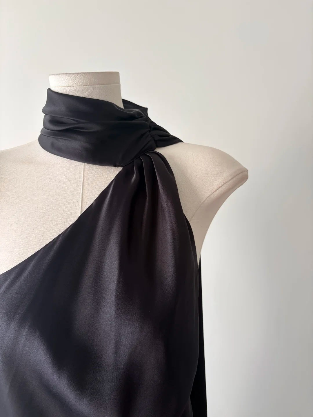 Sleek Black Halter Neck Satin A Line Short Homecoming Dress AS3115