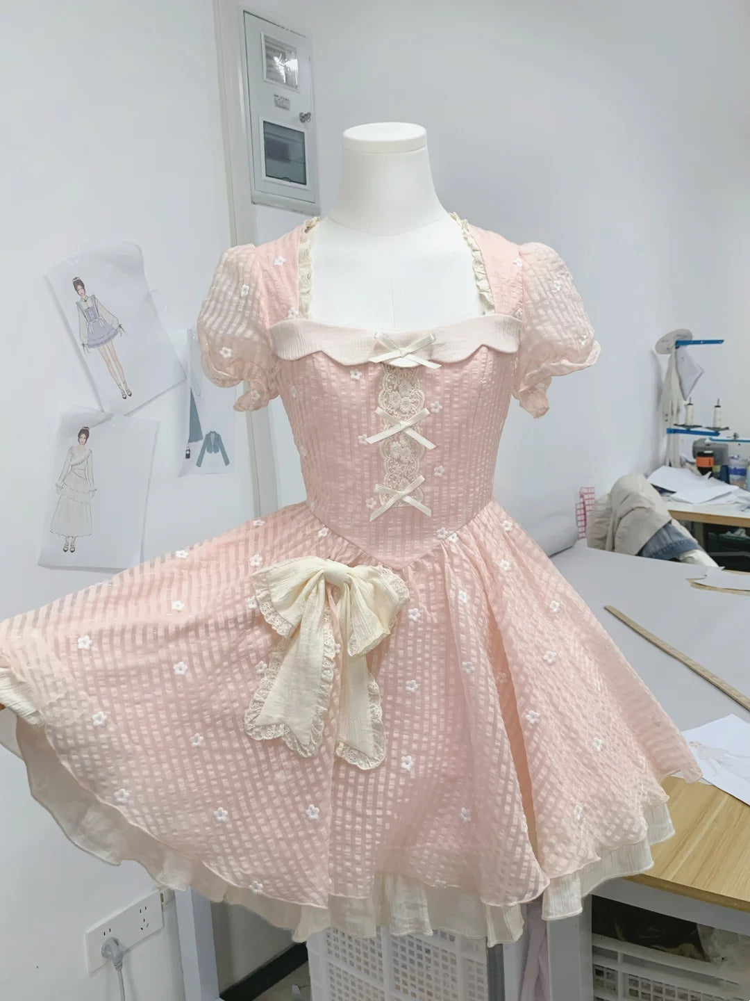 Sweet Pink Square Neck Puff Sleeve Floral Embroidery Bow A Line Short Homecoming Dress AS3140