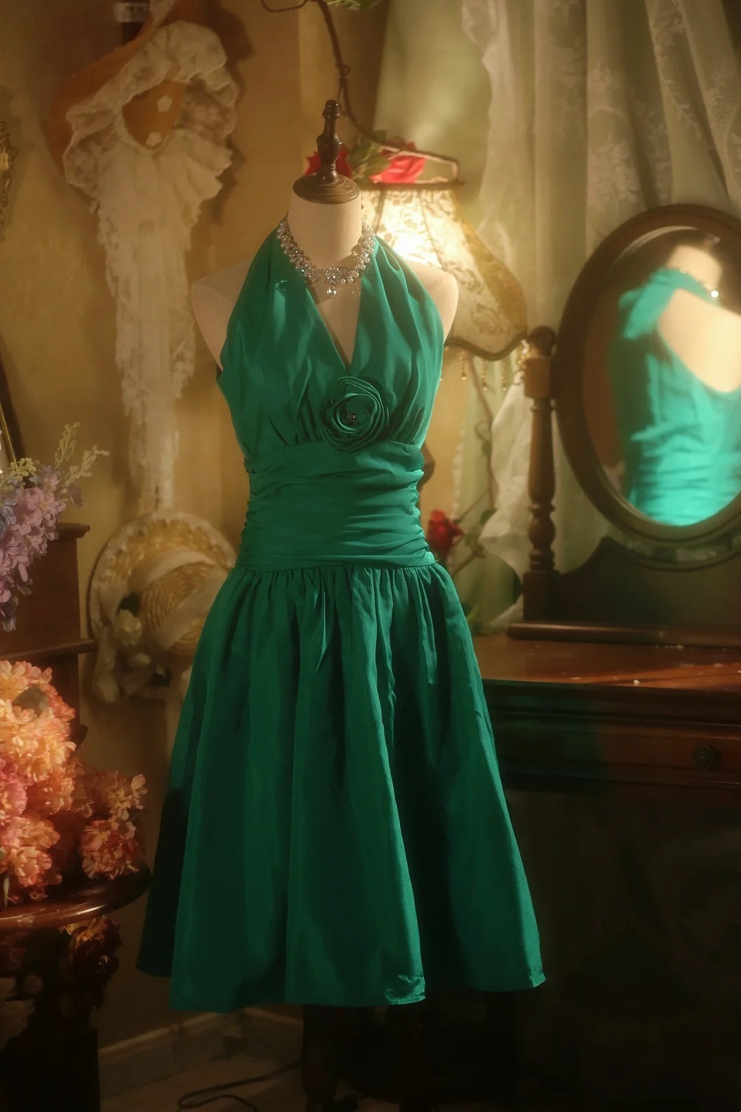 Elegant Emerald Green Halter V Neck 3D Floral Ruched A-line Short Homecoming Dress Party Dress AS3200