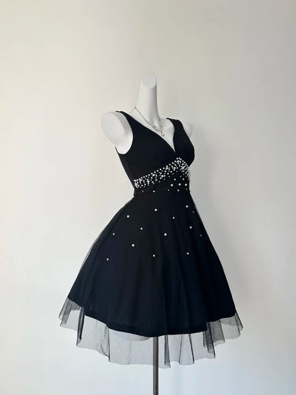 Glam Black Sleeveless V-Neck Pearl Beaded A-line Short Homecoming Dress AS3206