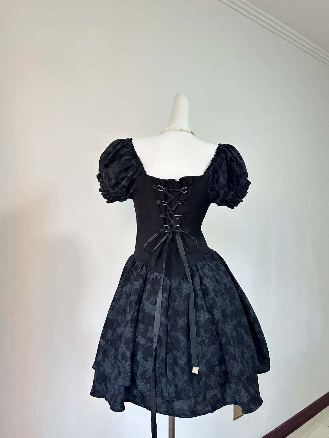 Chic Black Sweetheart Puff Sleeve A Line Short Homecoming Dress AS3208