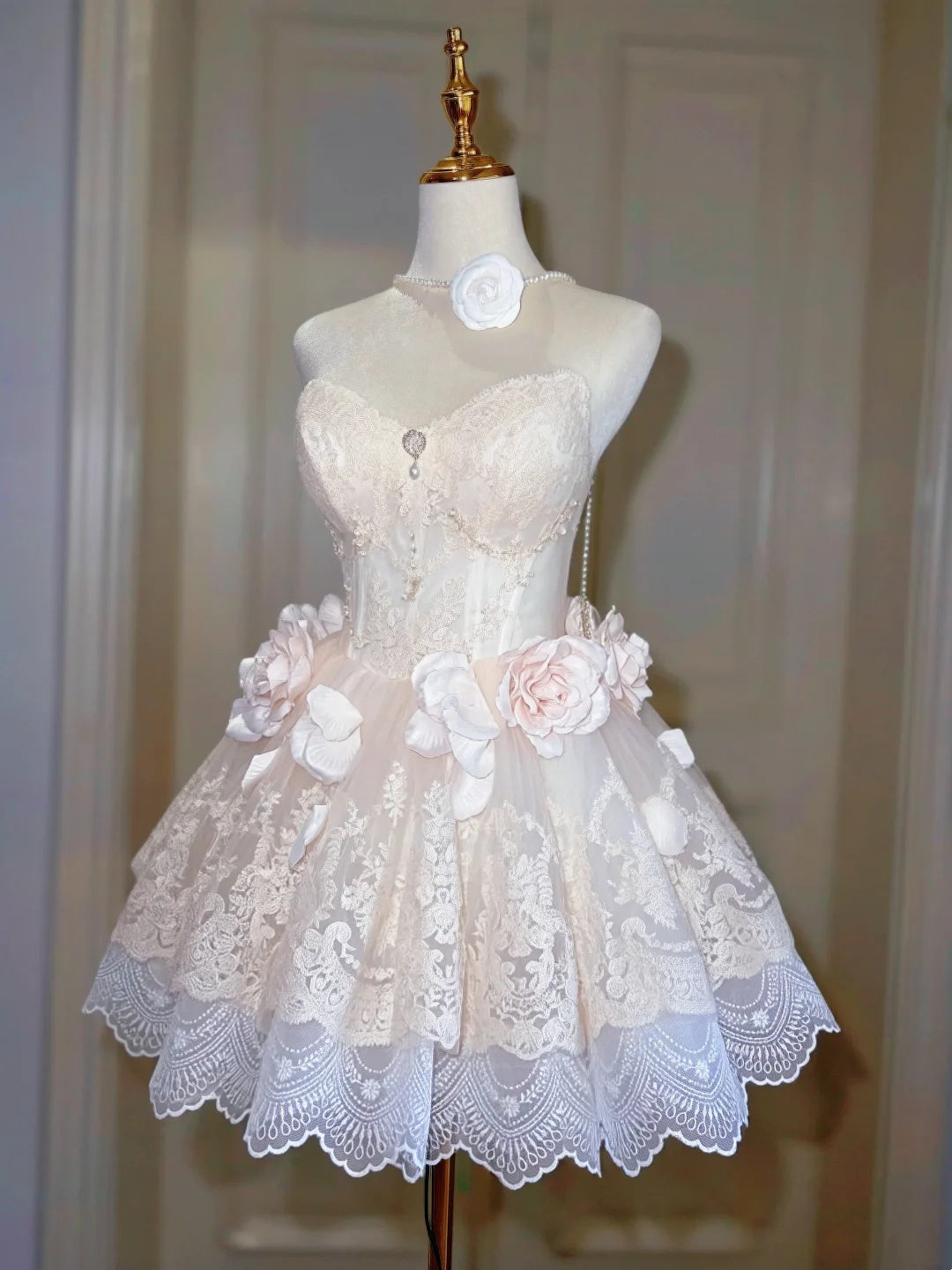 Romantic Ivory Strapless Sweetheart Lace Beaded 3D Floral A-Line Short Homecoming Dress Birthday Dress AS3228