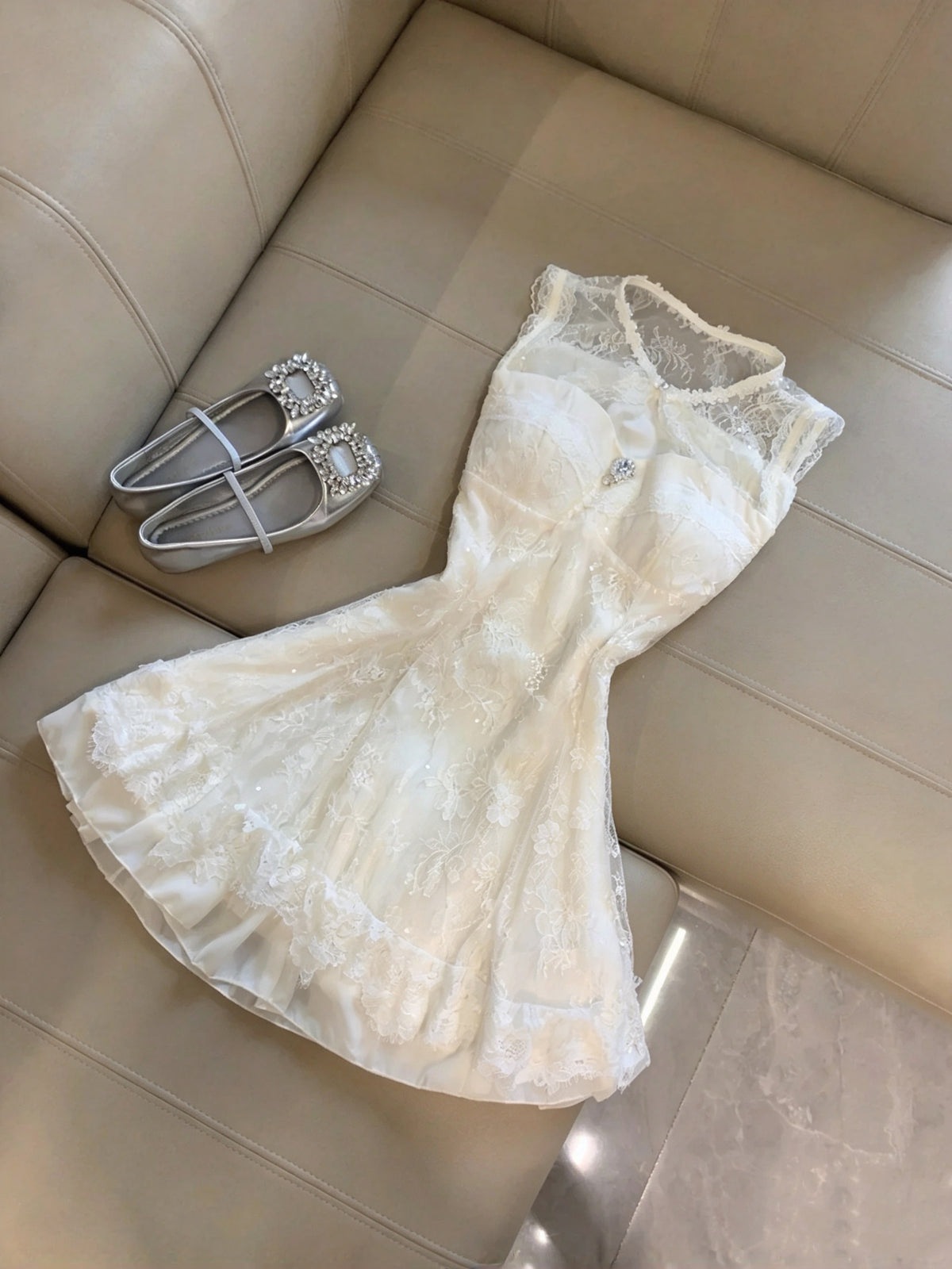 Elegant Ivory Round Neck Sleeveless Floral Lace Sequin A-Line Short Homecoming Dress Birthday Dress AS3268