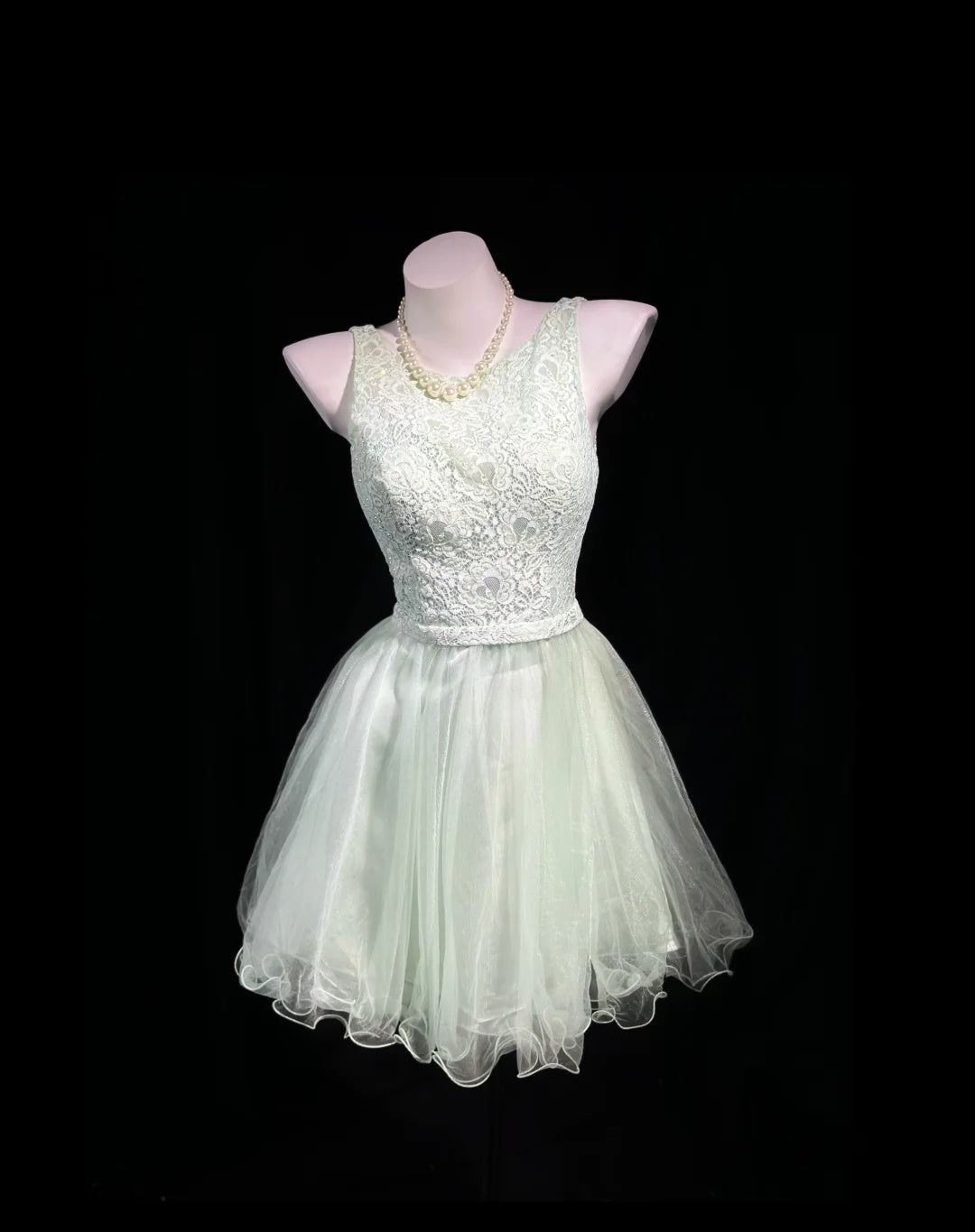 Fresh Pale Green Sleeveless Round Neck Lace A-Line Short Homecoming Dress Birthday Dress AS3448