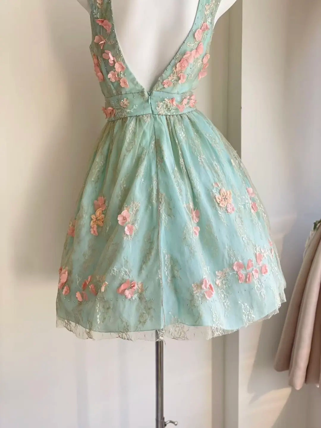Fresh Mint V-Neck Sleeveless 3D Floral Lace Beaded A Line Short Homecoming Dress Birthday Dress AS3523