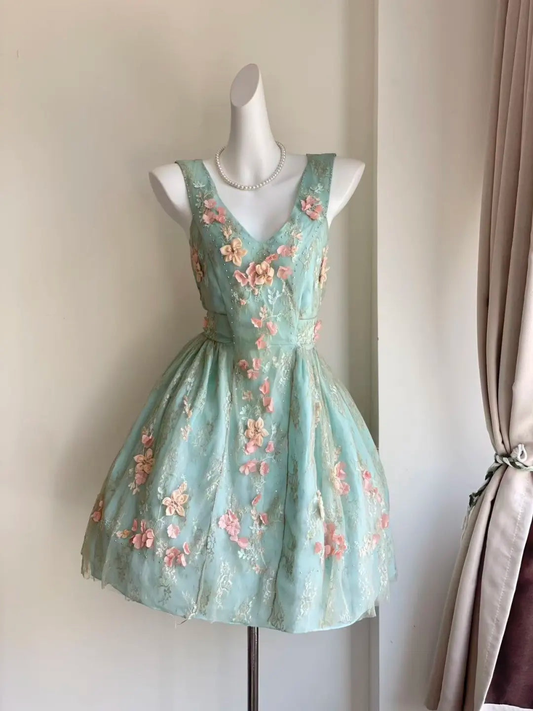 Fresh Mint V-Neck Sleeveless 3D Floral Lace Beaded A Line Short Homecoming Dress Birthday Dress AS3523
